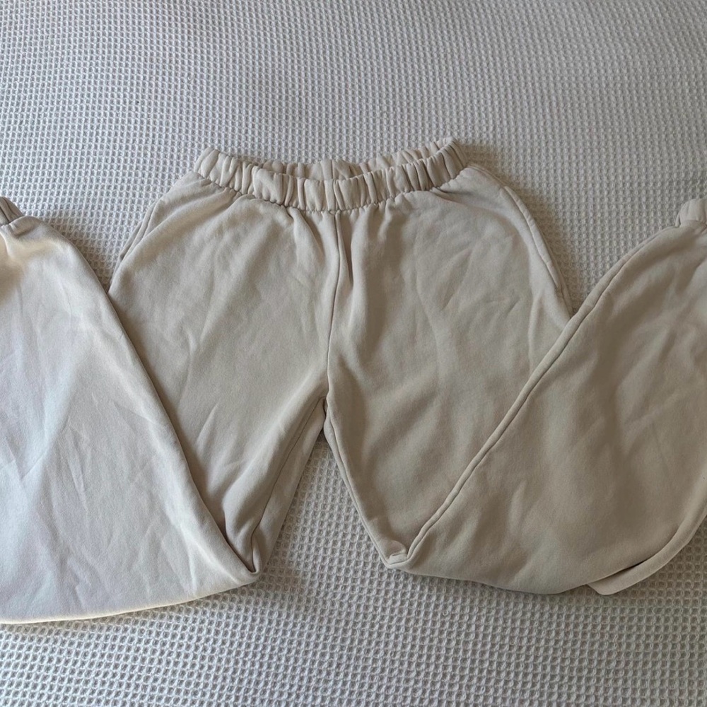 Brandy Melville Cream Ankle Joggers